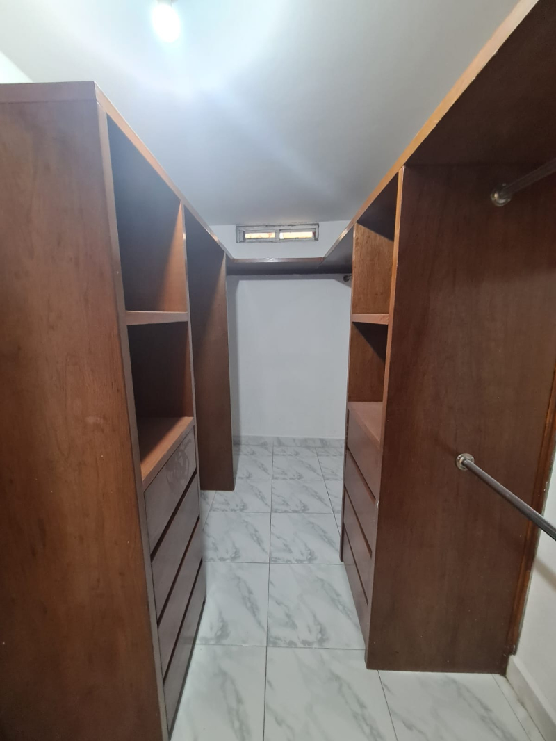 se renta departamento en santa cruz del monte naucalpan de juarez