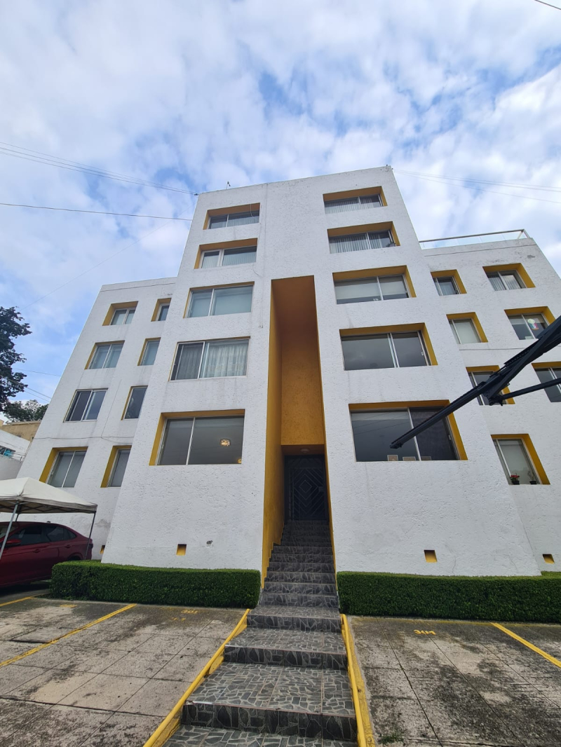 se renta departamento en santa cruz del monte naucalpan de juarez