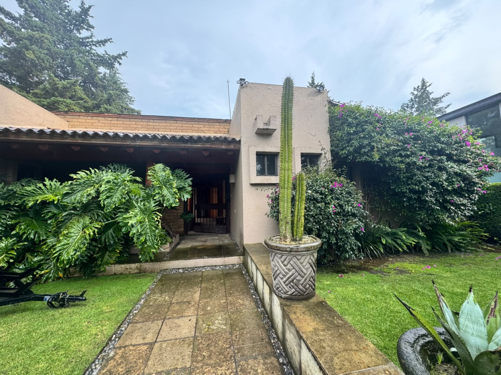 Casa En Venta En Club De Golf Los Encinos