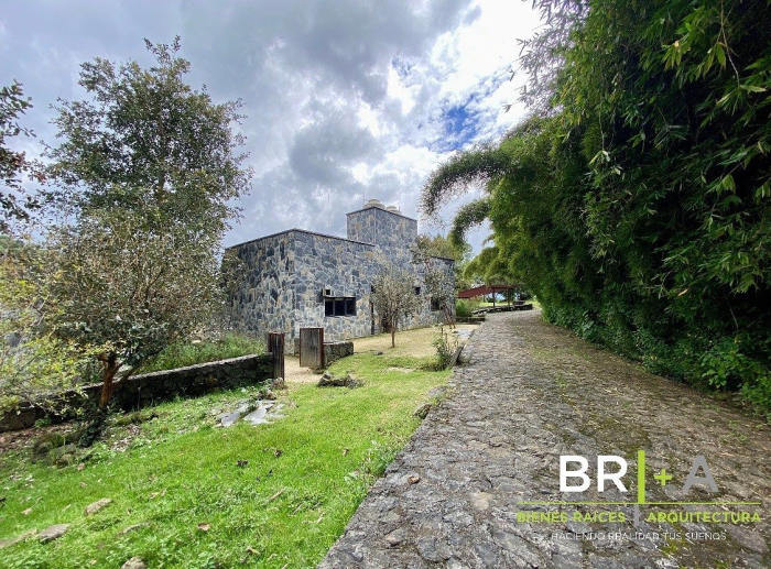 rancho de 8.6 has en venta en zona de alta plusvalia, acatitlán