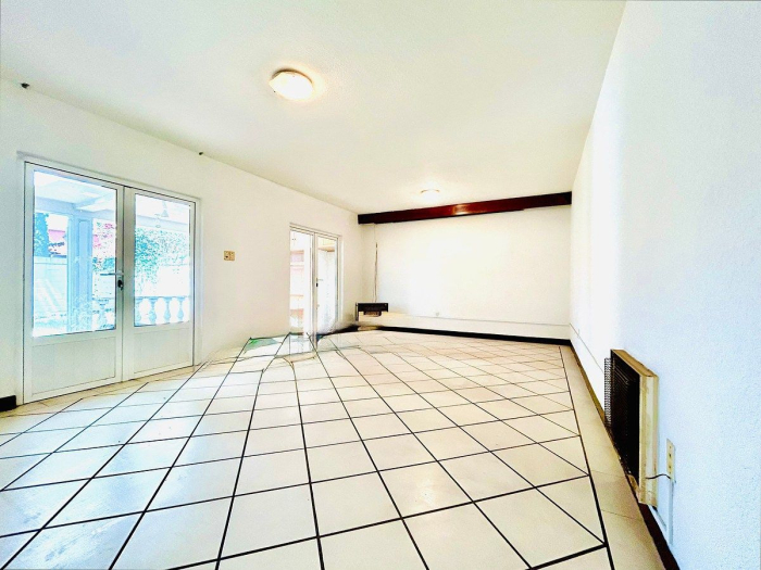 casa en venta para remodelar en lomas de las palmas