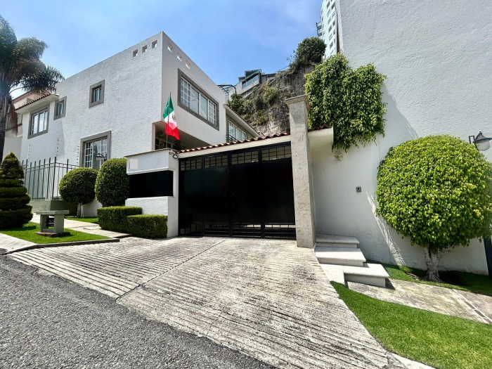 casa en venta en hacienda de las palmas