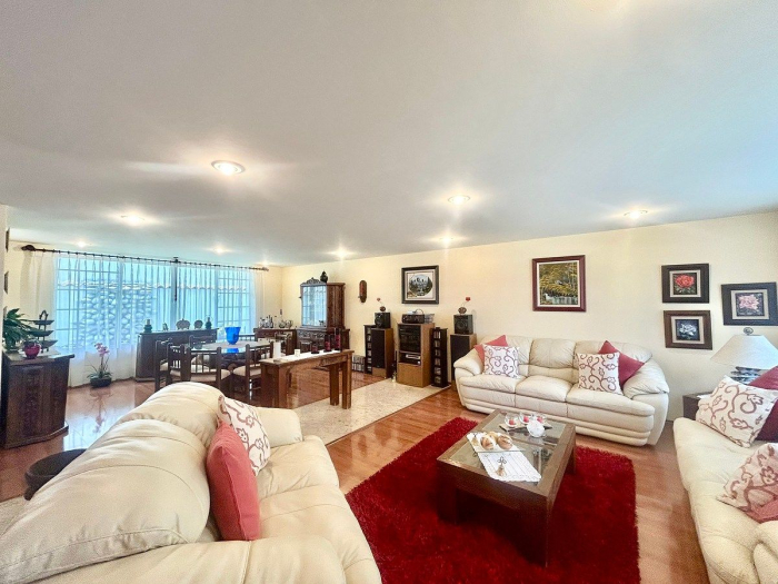 casa en venta en hacienda de las palmas