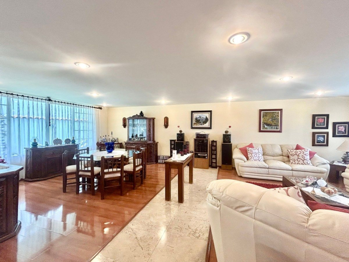casa en venta en hacienda de las palmas