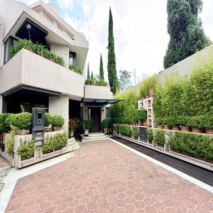 renta casa en condominio galardón