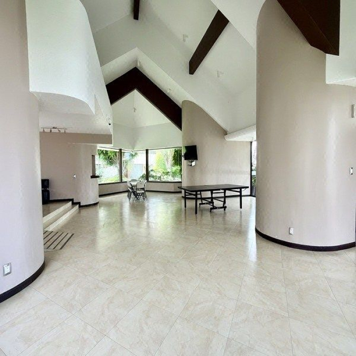 renta casa en condominio galardón
