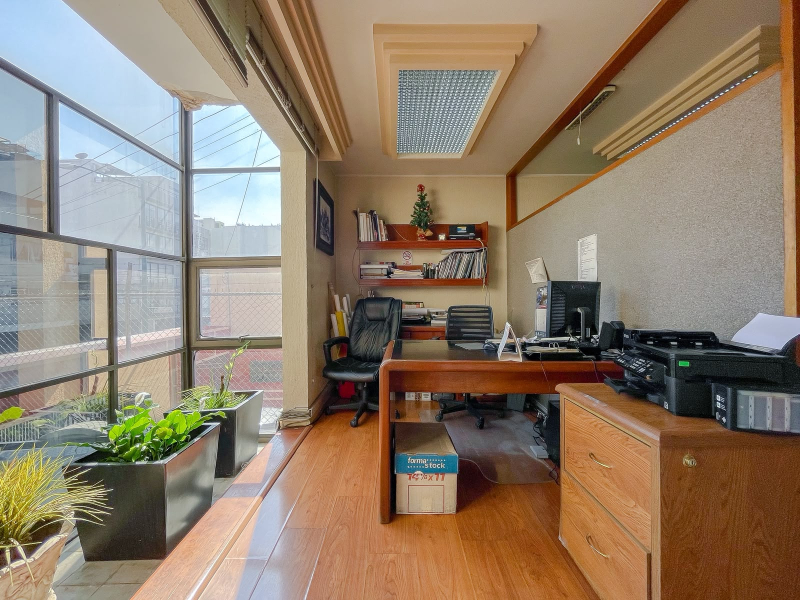se vende casa con uso de suelo para oficinas en palenque col. narvarte cdmx.