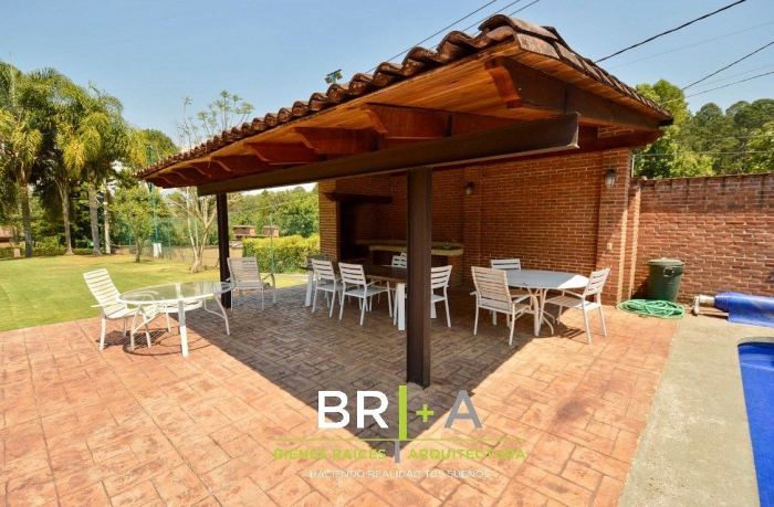casa estilo rustico, en renta avandaro