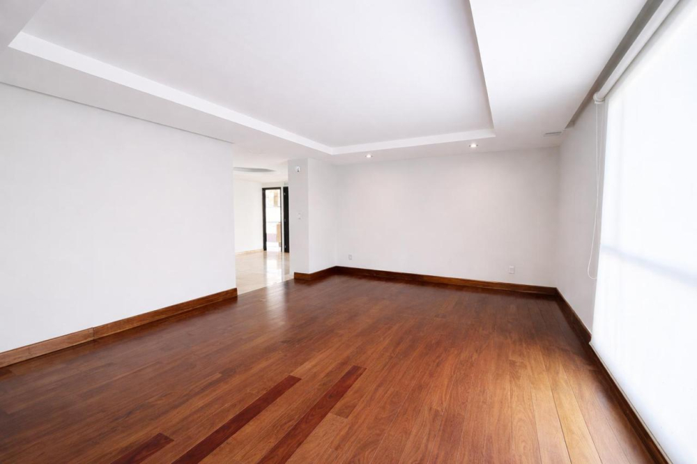 Casa En Venta En Lomas Country 