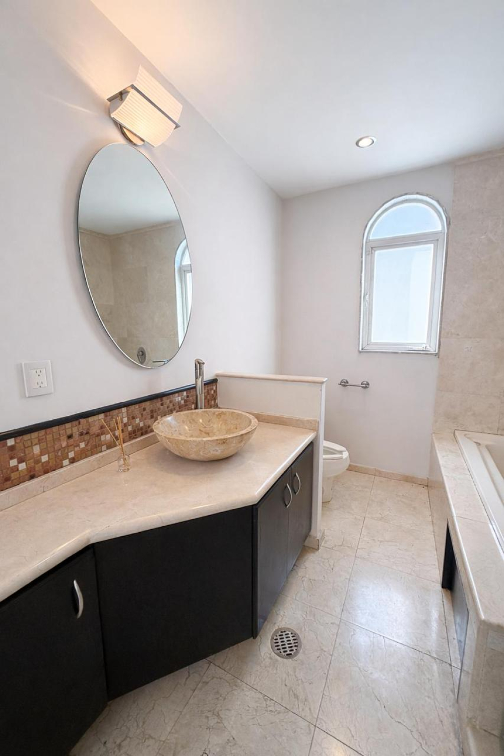 Casa En Venta En Lomas Country 