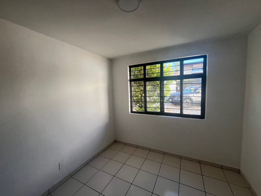 Departamento En Renta En Fraccionamiento Italia Providencia