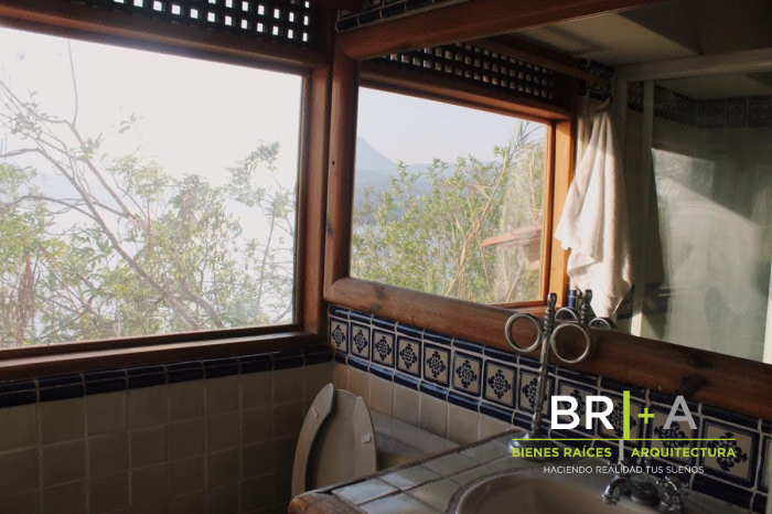 casa en venta y renta frente al lago con espectacular vista.