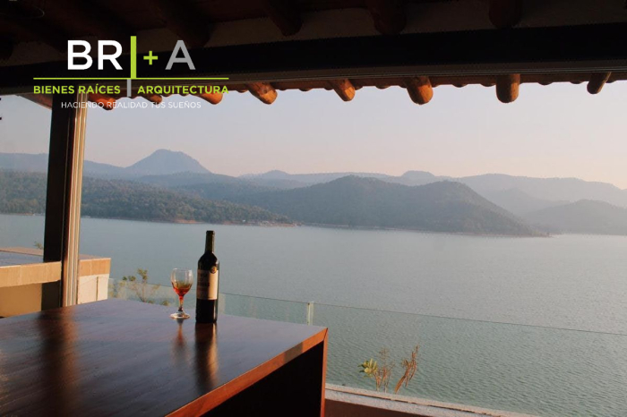 casa en venta y renta frente al lago con espectacular vista.