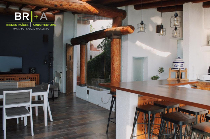 casa en venta y renta frente al lago con espectacular vista.