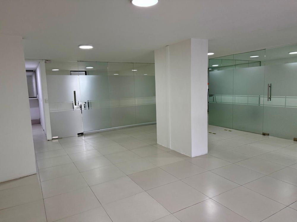oficina  en  renta, colonia nápoles 