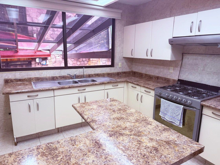 casa en renta en bosques de las lomas