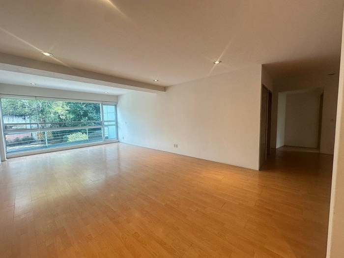 Departamento En Venta En Interlomas Con Terraza