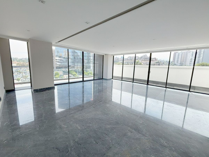 Departamento En Venta En Interlomas Con Terraza