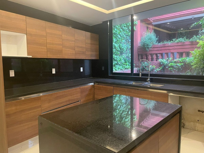 Casa En Venta En Lomas De Tecamachalco