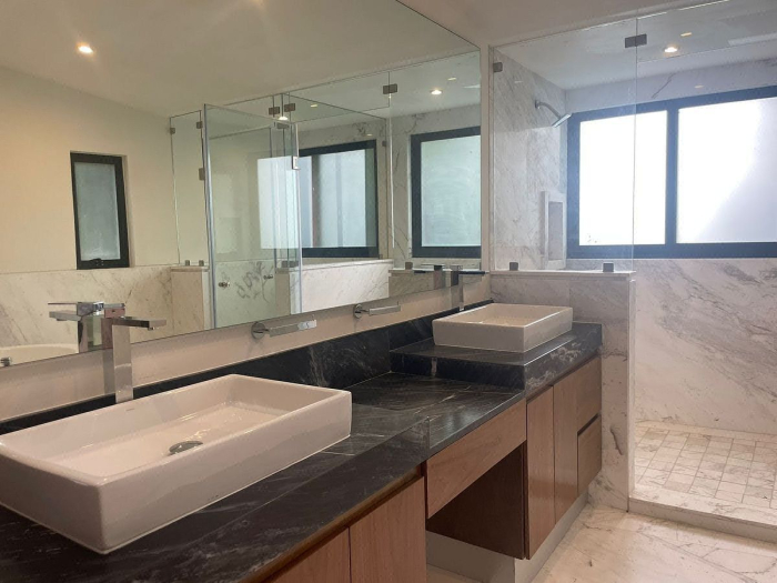 Casa En Venta En Lomas De Tecamachalco