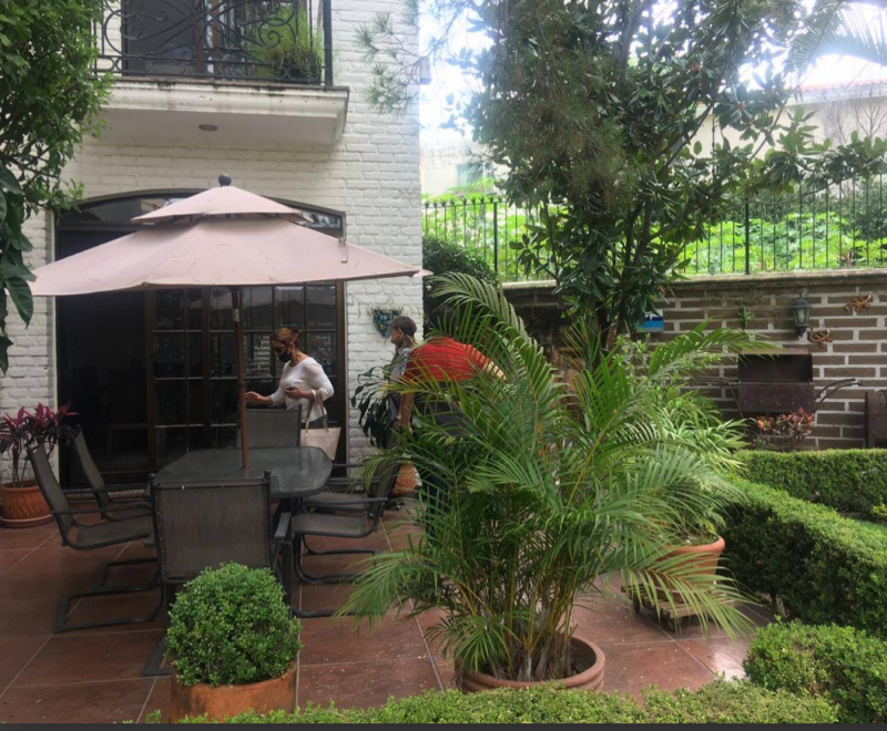 Casa En Renta En Bugambilias 1ra,. Sección 