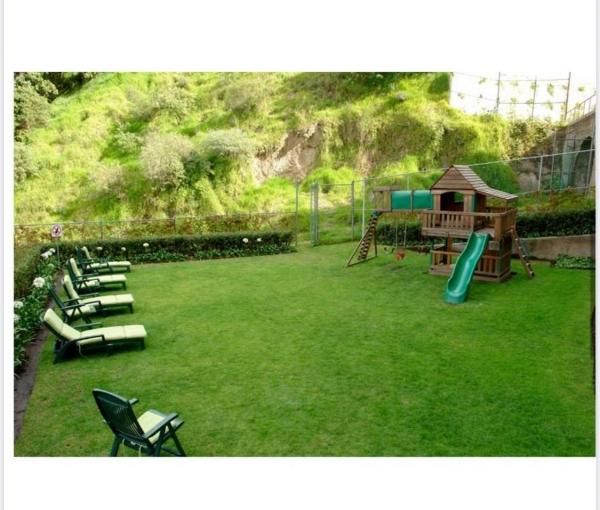 TOWN HOUSE En Venta   En Bosques De Las Lomas Bosques  De Laureles 