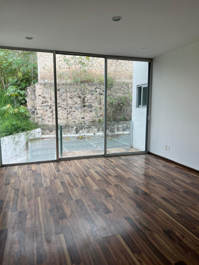 Casa En Renta En Condominio Los Castaños En Zapopan