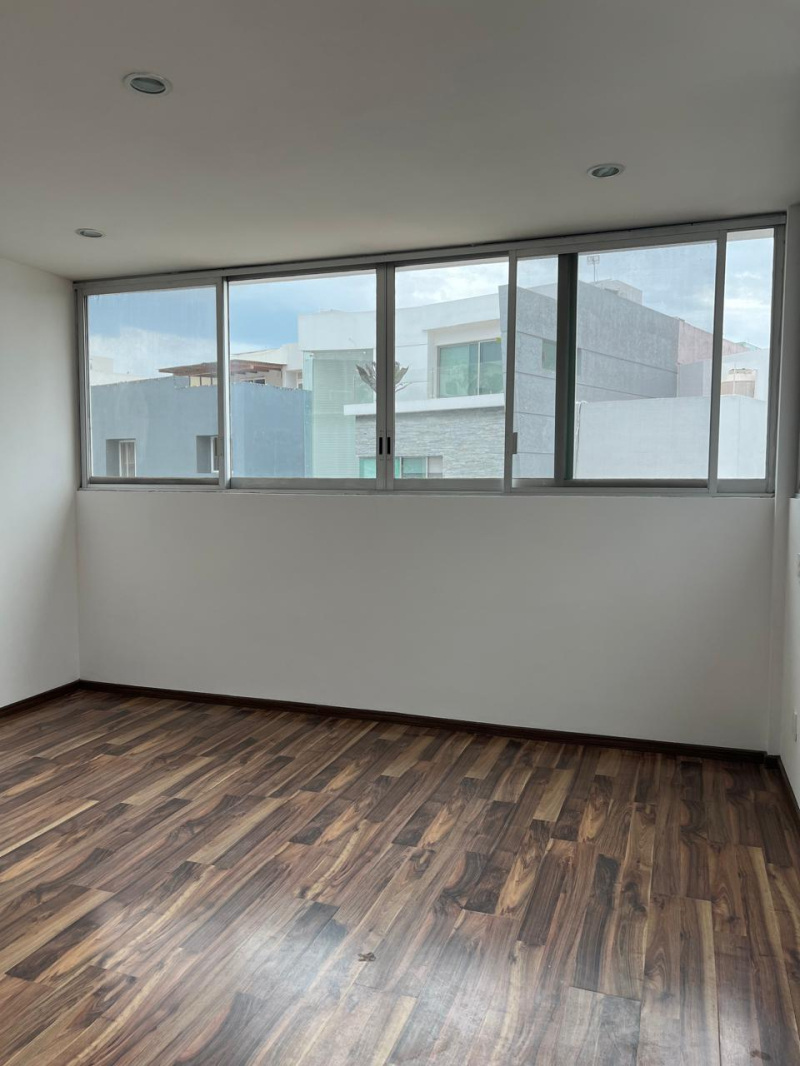 Casa En Renta En Condominio Los Castaños En Zapopan