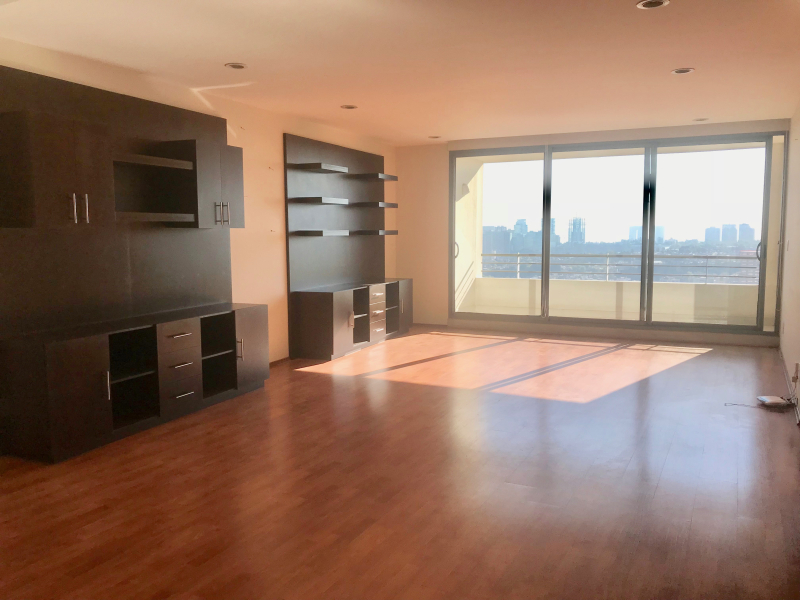 VENDO DEPARTAMENTO EN PARQUE INTERLOMAS CON TERRAZA