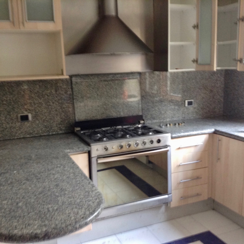 VENDO TOWN HOUSE EN LOMAS DE BEZARES