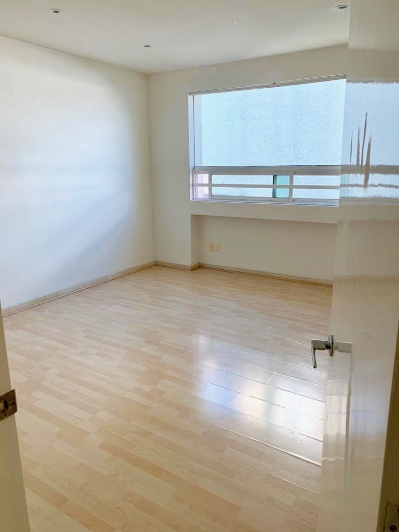 VENDO Departamento En Av. Club De Golf Montecarlo Interlomas