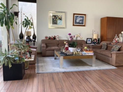 VENTA CASA LOMAS DE VISTAHERMOSA  EN PRIVADA 
