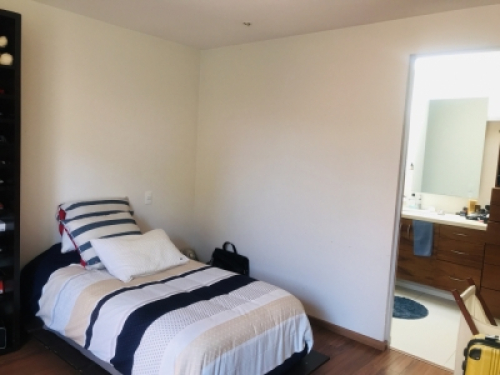 VENTA CASA LOMAS DE VISTAHERMOSA  EN PRIVADA 
