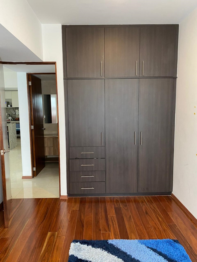 Renta Departamento En Grand Tower Del Valle, 3 Recamaras Piso 4