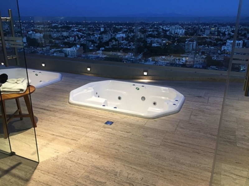 Renta Departamento En Grand Tower Del Valle, 3 Recamaras Piso 4