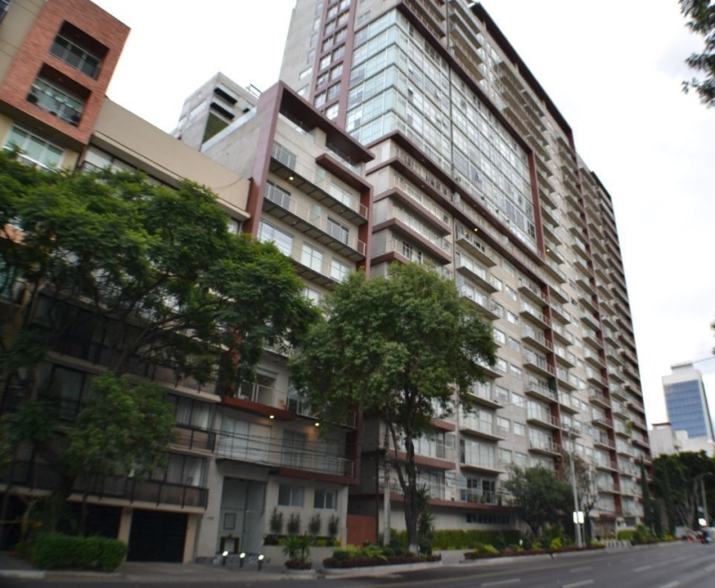 Renta Departamento en Grand Tower Del Valle, 3 recamaras piso 4