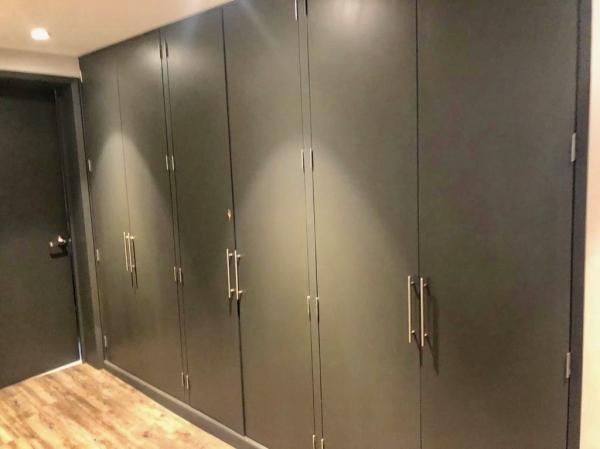 VENDO CASA REMODELADA EN LOMAS HIPODROMO