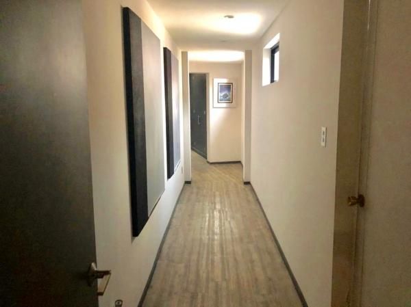 VENDO CASA REMODELADA EN LOMAS HIPODROMO