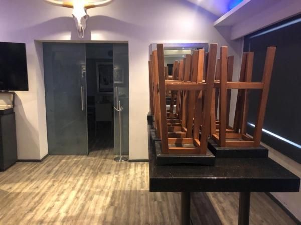VENDO CASA REMODELADA EN LOMAS HIPODROMO