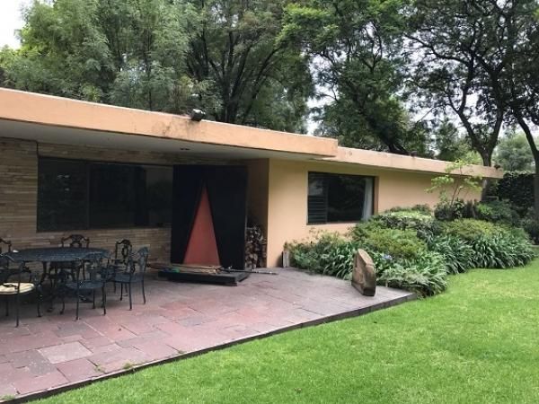 Casa En Venta En Lomas Hipódromo