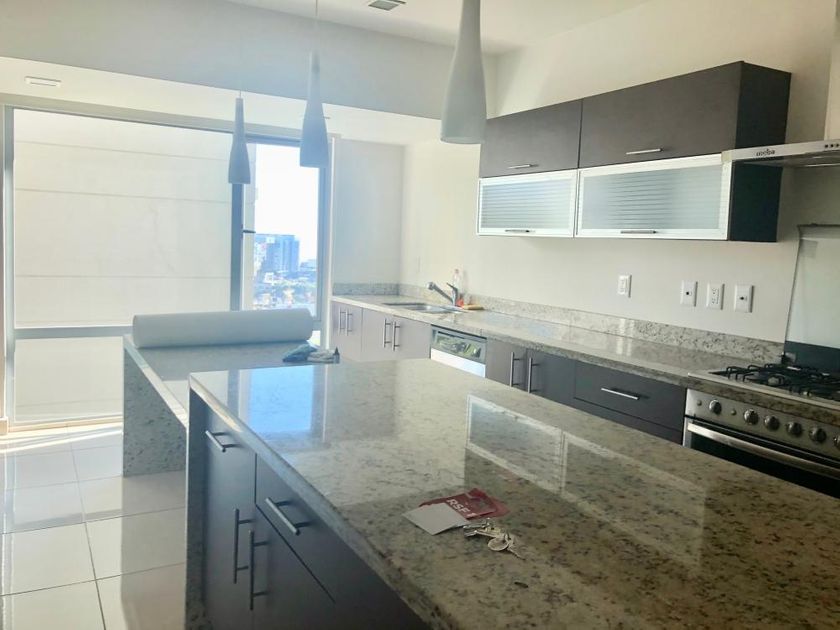 VENTA DEPARTAMENTO CON TERRAZA EN FRENTE DE CENTRO COMERCIAL SANTA FE