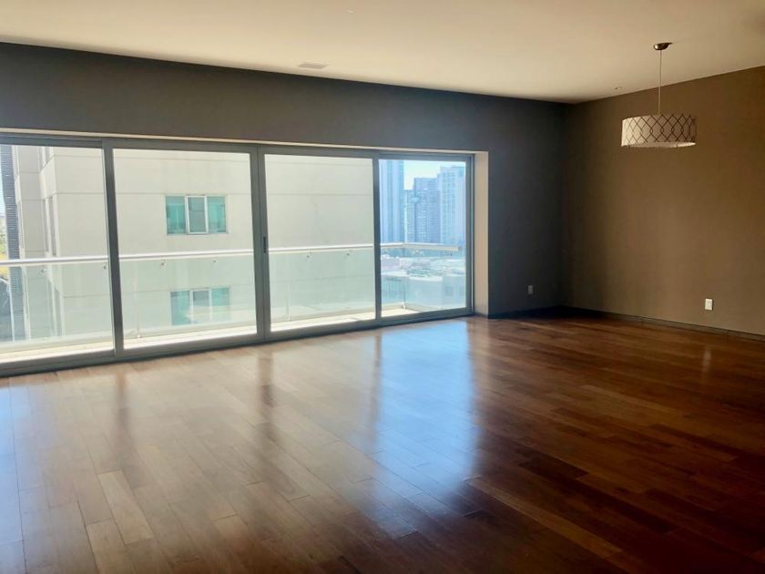 VENTA DEPARTAMENTO CON TERRAZA EN FRENTE DE CENTRO COMERCIAL SANTA FE