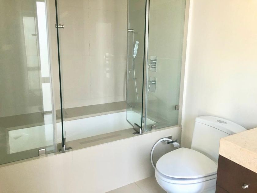 VENTA DEPARTAMENTO CON TERRAZA EN FRENTE DE CENTRO COMERCIAL SANTA FE