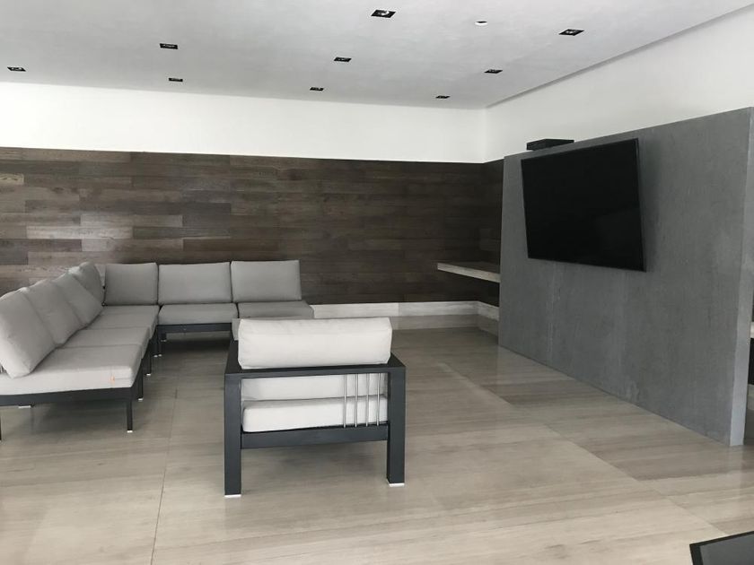 VENTA DEPARTAMENTO CON TERRAZA EN FRENTE DE CENTRO COMERCIAL SANTA FE