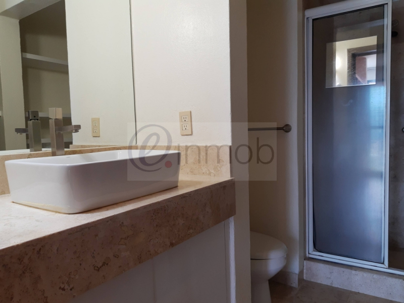 Venta departamento  3 recamaras frente Garden Santa Fe